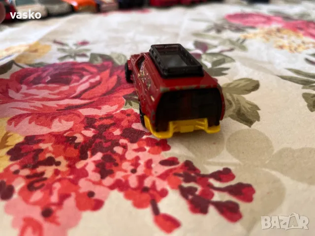 Hot wheels-интересен, снимка 4 - Колекции - 49372813