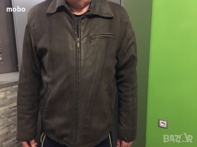 Мъжко италианско велурено  яке, размер  L, марка CAMEL, цвят – тъмно сиво-зелено, закопчаване- с цип, снимка 3 - Якета - 51834250