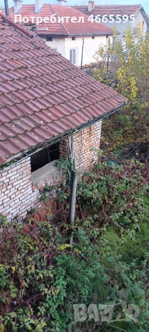 Продавам  триетажна Къща, град Луковит, област Ловеч, без комисионна., снимка 6 - Къщи - 52604511
