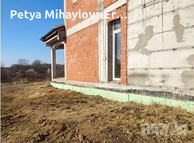 Двуетажна къща с Акт 14 в с. Хераково, снимка 11 - Къщи - 53702535