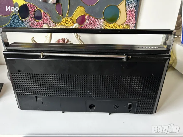 Grundig RR-350 Колекционерси радиокасетофон в много добро състояние , снимка 5 - Радиокасетофони, транзистори - 55853158