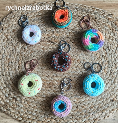 Плетена поничка - ключодържател, снимка 9 - Други - 50413607