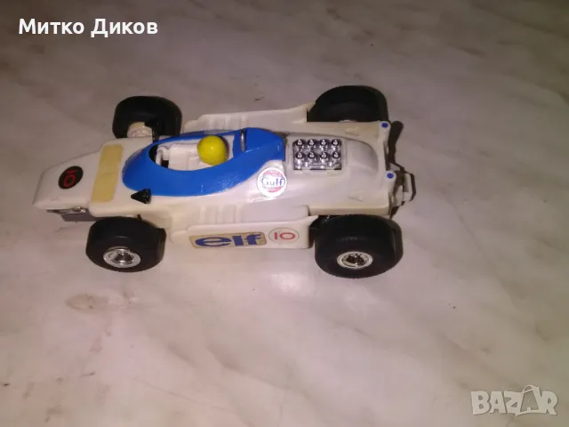 Винтидж количка чешка Формула 1 от 1985г маркова на Итес колекционерска Елф 10 гълф, снимка 2 - Колекции - 49548552