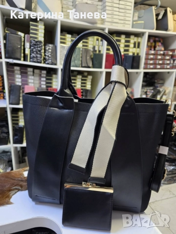 Дамска чанта с идеална вместимост и елегантен дизайн с включено портмоне, снимка 9 - Чанти - 51647661