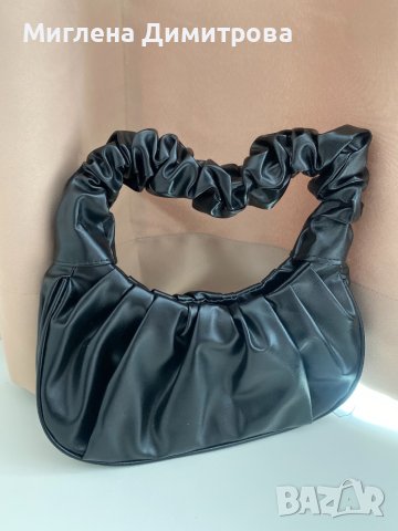 Малка черна  чантичка - ruched bag, снимка 1 - Чанти - 40278686