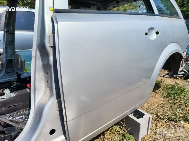 Задна лява врата за Опел Астра Х Opel Astra H, снимка 2 - Части - 56234019