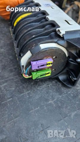 Преден десен airbag audi Q7 , снимка 4 - Части - 51705315