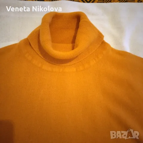 Дамска блуза -поло с къс ръкав 