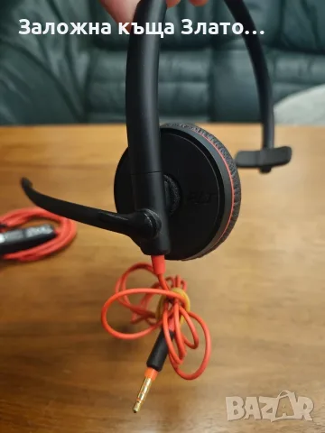 Професионална моно слушалка Plantronics Blackwire 3200 Series, снимка 4 - Слушалки и портативни колонки - 56153376