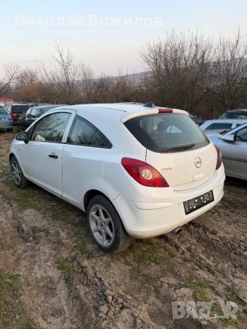 Продавам Opel Corsa D - 1.2i 16V ECOTEC (80 кс) 2008г НА ЧАСТИ, снимка 4 - Автомобили и джипове - 53851881