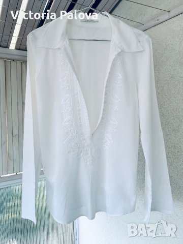 Много красива бяла блуза B. JOUNG, снимка 16 - Корсети, бюстиета, топове - 41622222