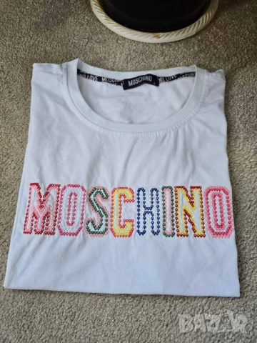 дамски тениски moschino hugo boss guess , снимка 7 - Тениски - 51606804