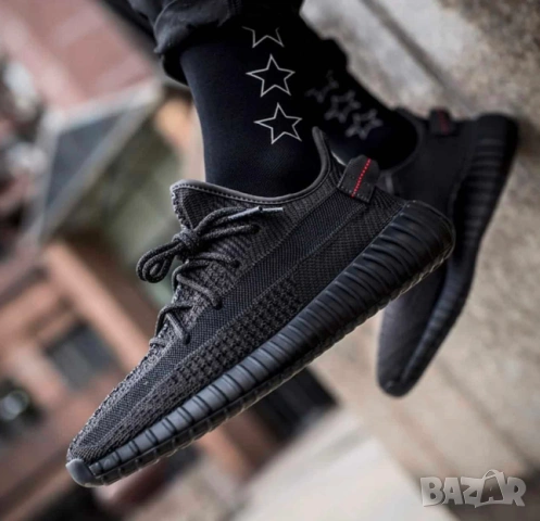 adidas Yeezy Boost 350 V2 номер 40 оригинални маратонки , снимка 2 - Маратонки - 53699732