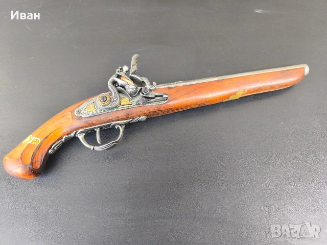 Кремъчен пистолет Реплика за възстановки и декорация , снимка 12 - Антикварни и старинни предмети - 53719338