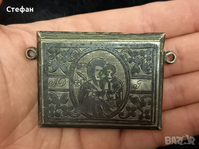 Възрожденска Сребърна Мощехранителница НИЕЛО 19и Век носия, снимка 10 - Антикварни и старинни предмети - 44558864