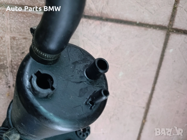 Казанче хидравлична течност BMW E60 E61 E63 E64 E65 E66, снимка 3 - Части - 53206359