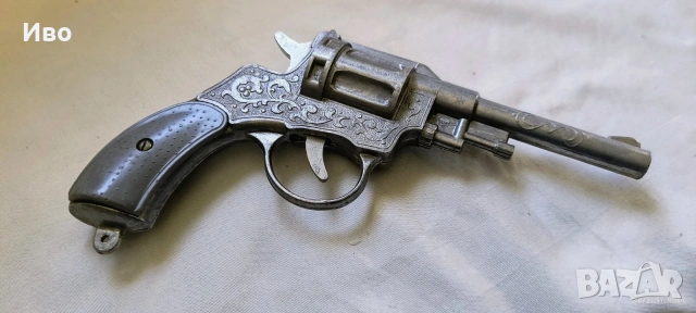 Изцяло метален револвер с капси Наган 1895 СССР , снимка 2 - Колекции - 53131502
