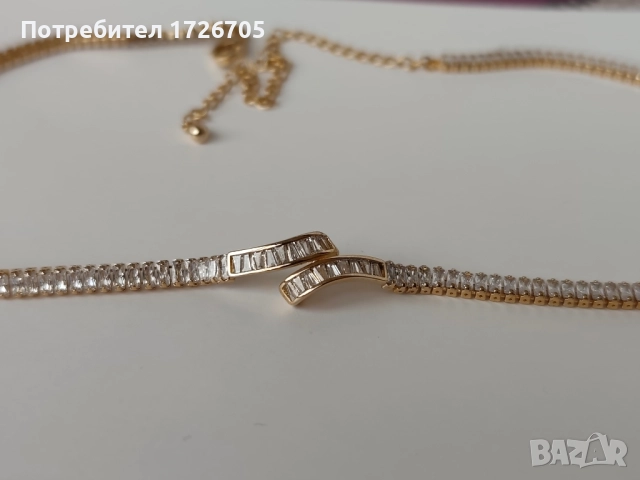 Страхотен комплект от златиста чанта+гривна+ гердан, снимка 3 - Чанти - 52184816