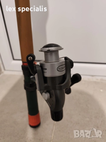 Риболовен комплект от 8 части: Маркови въдици Daiwa и Sert + макари Shimano и Caperlan, снимка 15 - Въдици - 53292622