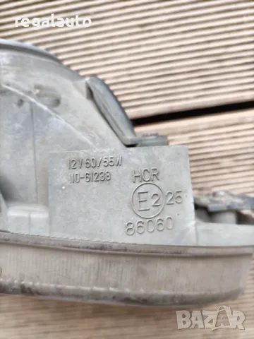 десен фар MAZDA 121,1989-1991, снимка 3 - Части - 49515326