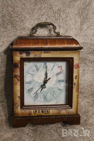Настолен ретро кварцов часовник, снимка 1 - Стенни часовници - 41680373