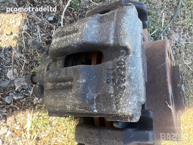 Задни спирачни апарати БМВ Е90 BMW E90 320 D 163 ph, снимка 2 - Части - 51768282