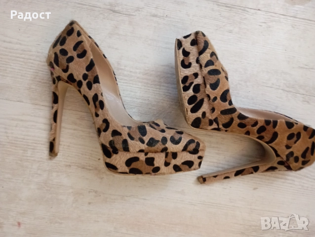 Обувки на ток, снимка 2 - Дамски обувки на ток - 52536968