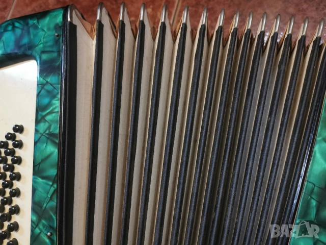 акордеон WELTMEISTER  - 48 БАСА, снимка 3 - Акордеони - 53165322