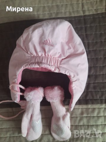 Комплект зимна шушлекова шапка Adidas и ръкавици 1-2 години, снимка 2 - Бебешки шапки - 48686819