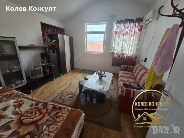 Самостоятелна къща гр.Свиленград , снимка 3 - Къщи - 53385395