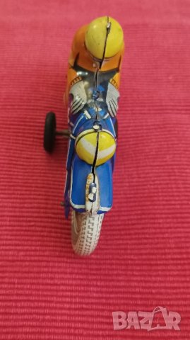 Тенекиена играчка 60 те Моторист Унгария. , снимка 6 - Колекции - 42012513