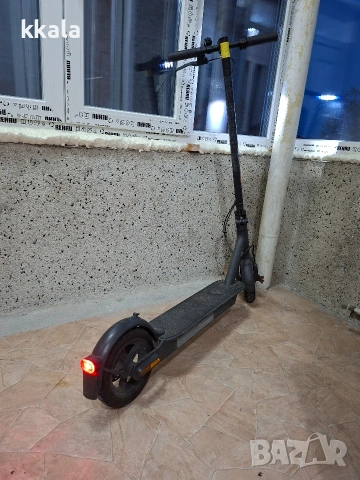 Електрическа тротинетка Xiaomi Mi Electric Scooter Pro 2, снимка 2 - Скейтборд, ховърборд, уейвборд - 53637539
