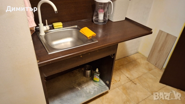 Продавам кухненски шкафове - долни с електроуредите, снимка 4 - Кухни - 52797819