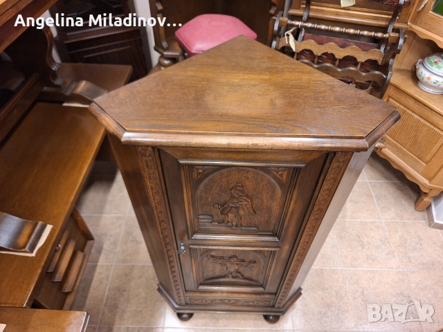 Винтидж ъглов шкаф с богата дърворезба , снимка 6 - Шкафове - 52990785