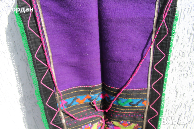 Вълнена престилка , снимка 3 - Антикварни и старинни предмети - 44515522