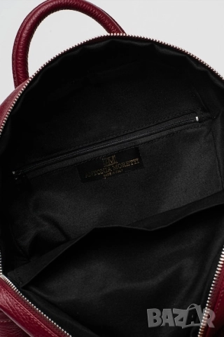 Antonia Moretti Кожена раница с двупосочен цип , снимка 3 - Раници - 51899280