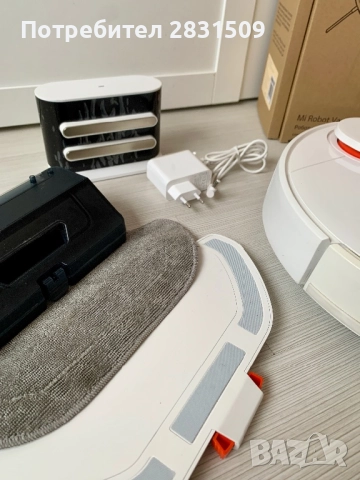 Робот прахосмукачка Xiaomi Mi Mop PRO, Прахосмукачка и моп, снимка 3 - Прахосмукачки - 52287518