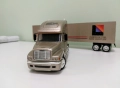 FREIGHTLINER CENTURY 1:43 NZG, снимка 5