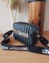 Moschino дамска чанта през рамо код 900, снимка 2