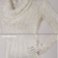 бял мек пуловер размер М нов, снимка 5 - Блузи с дълъг ръкав и пуловери - 34482238