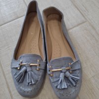Обувки, снимка 1 - Дамски ежедневни обувки - 41289394