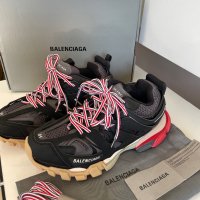 Balenciaga обувки уни, снимка 2 - Маратонки - 40634787