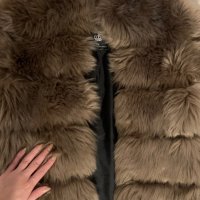Ново елегантно палто с косъм, снимка 1 - Палта, манта - 39769122