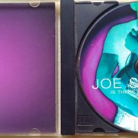 Joe Satriani – Is There Love In Space (2004, CD), снимка 3 - CD дискове - 41772072