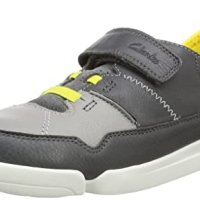 Детски обувки Clarks 29, снимка 1 - Детски обувки - 40528794