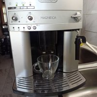 Кафеавтомат Делонги Магнефика, работи добре и прави супер кафе  , снимка 4 - Кафемашини - 41794882