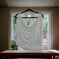 Guess дамски бял топ, блуза с къс ръкав, S размер , снимка 2 - Корсети, бюстиета, топове - 40532307