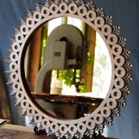 Огледало с дърворезбована рамка, снимка 9 - Огледала - 41420129