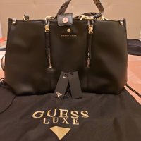 Оригинална чанта GUESS черна естествена кожа, снимка 5 - Чанти - 35745391