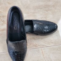 Дамски обувки лачени , снимка 4 - Дамски ежедневни обувки - 41716933